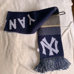 New York Yankees Knit Scarf